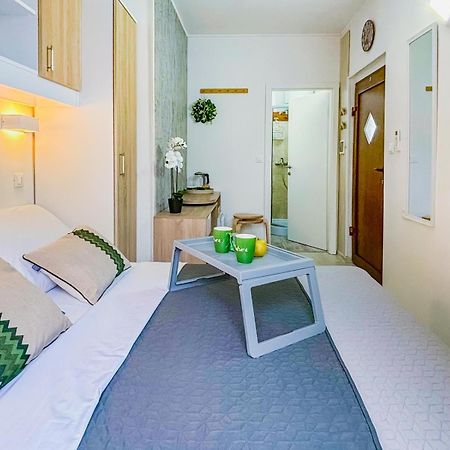 Lavanda Apartments & Room Святой Ловреч Пазенатички Экстерьер фото