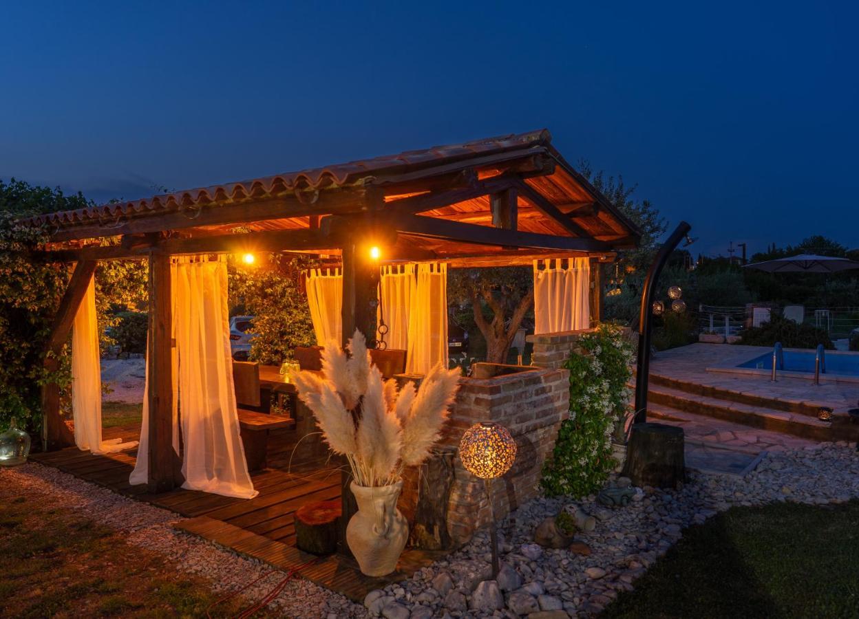 Lavanda Apartments & Room Святой Ловреч Пазенатички Экстерьер фото