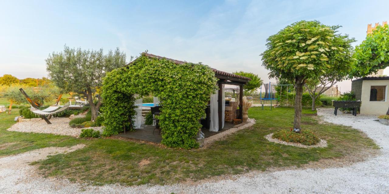 Lavanda Apartments & Room Святой Ловреч Пазенатички Экстерьер фото