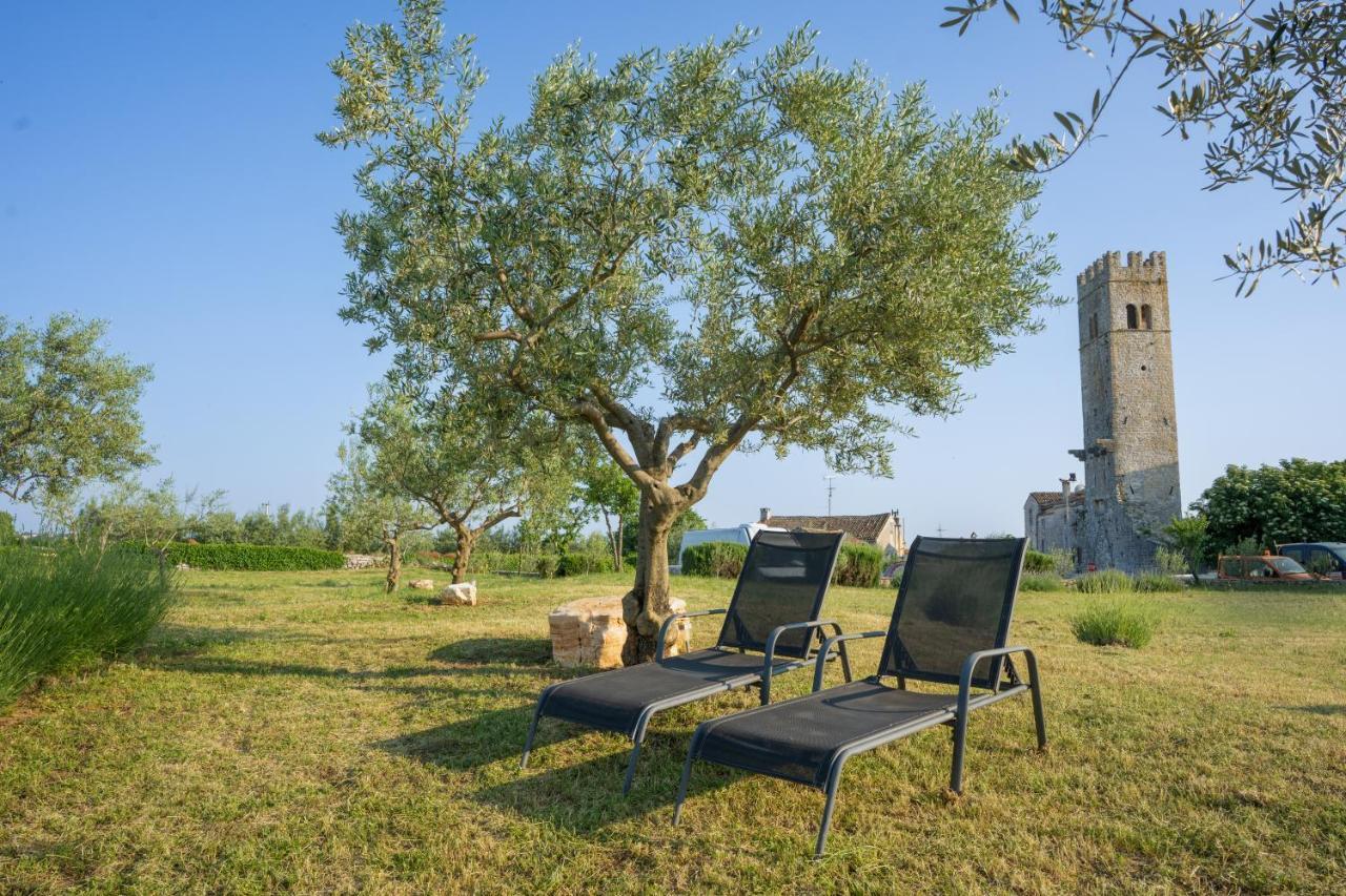 Lavanda Apartments & Room Святой Ловреч Пазенатички Экстерьер фото